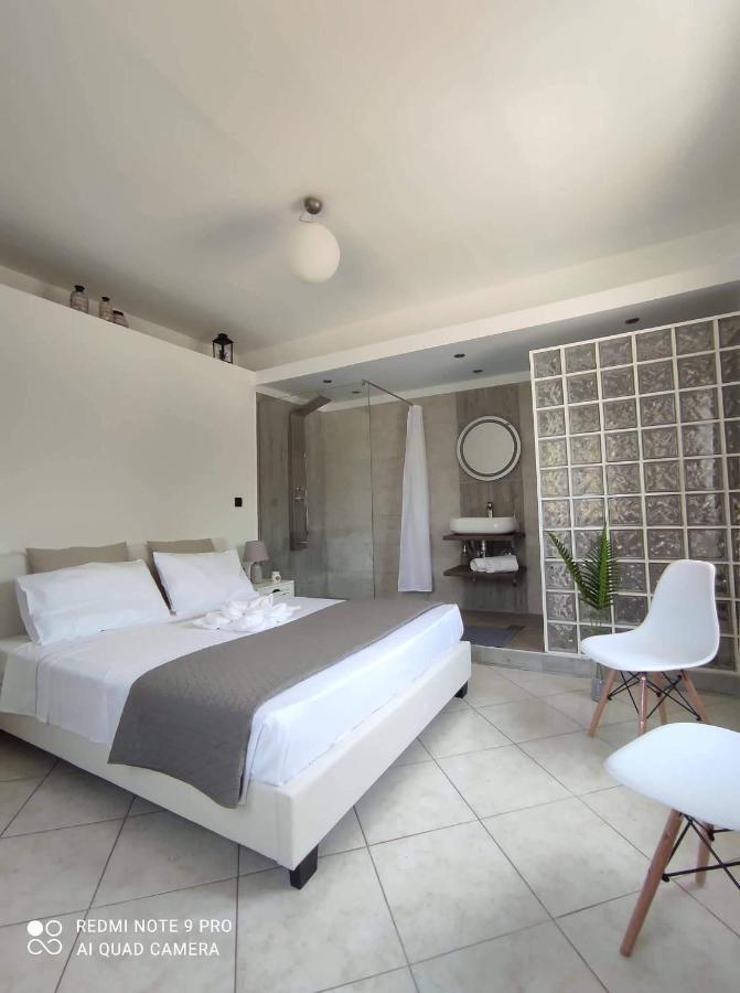 Heliopetra Villa Koskinou (Rhodes)